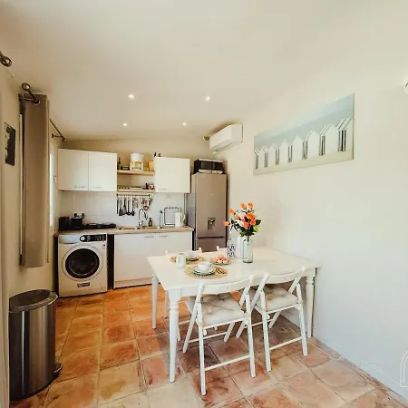A Avec Piscine Privee Apartmán Sanary-sur-Mer